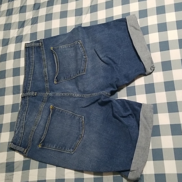 Universal Thread Goods Co. Shorts - Picture 9 of 12